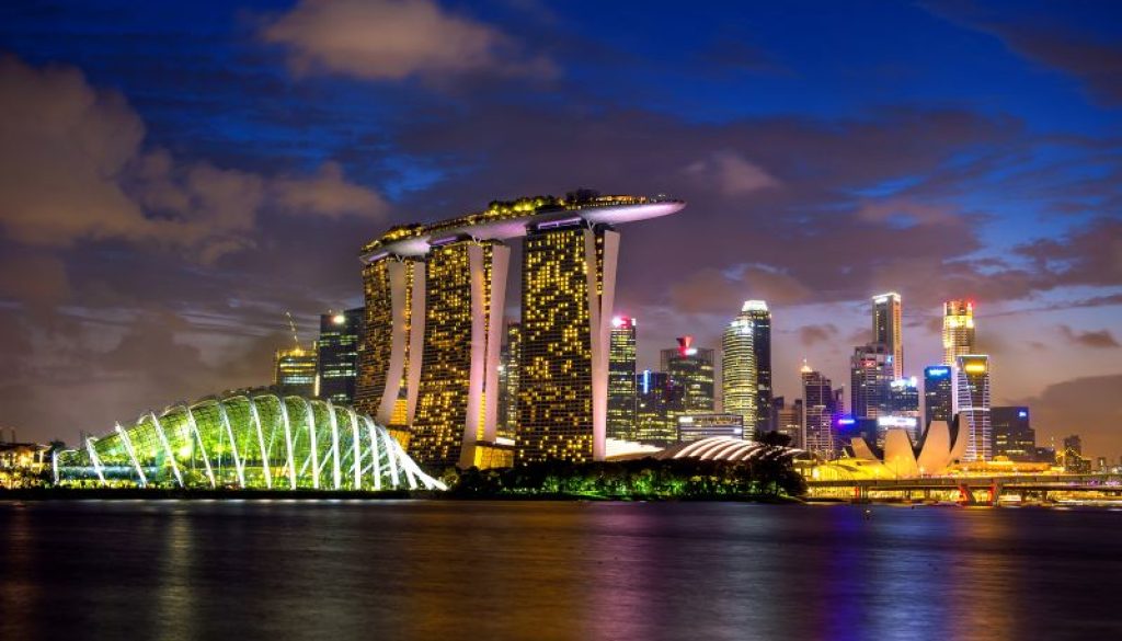 singapur-skyline-at-night